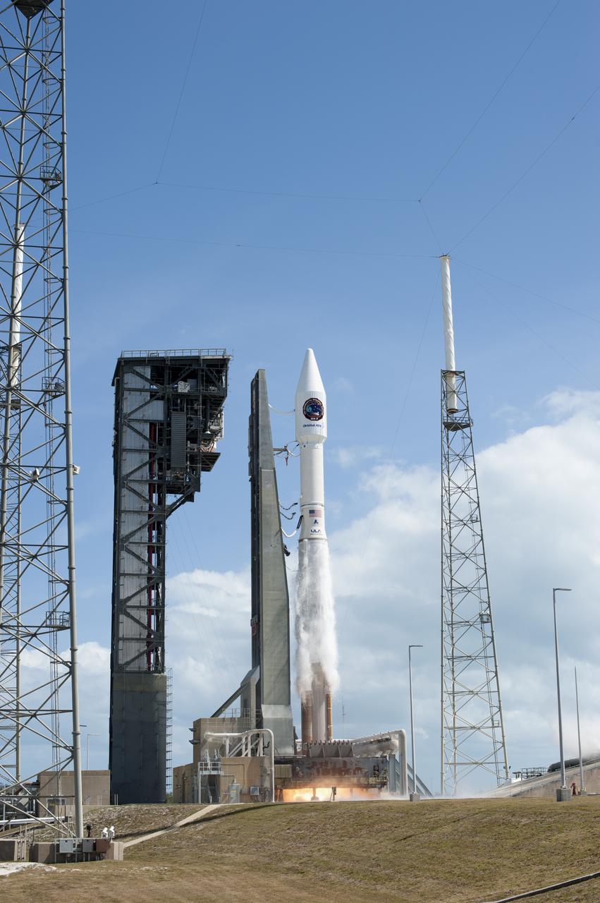 The Orbital ATK Cygnus pressurized cargo module is carried atop the United Launch Alliance Atlas V rocket from Space Launch Complex 41 at Cape Canaveral Air Force Station in Florida. Orbital ATK's seventh resupply services mission, CRS-7, will deliver 7,600 pounds of supplies, equipment and scientific research materials to the International Space Station. Liftoff was at 11:11 a.m. EDT.