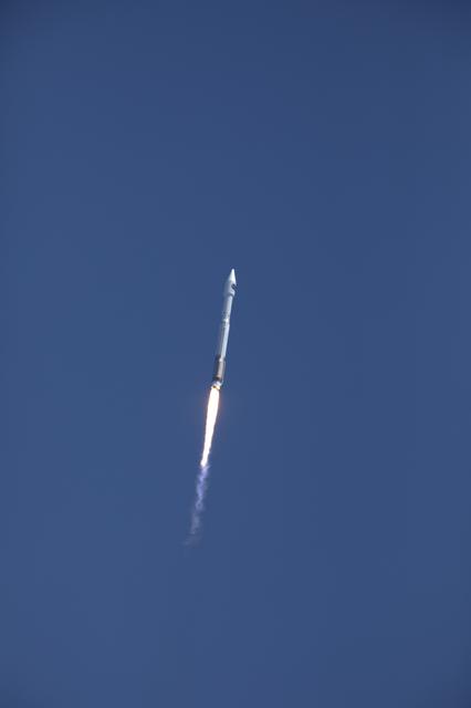 NASA image: Orbital ATK CRS-7 Liftoff