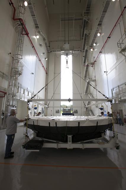 NASA image: Orion EFT-1 Heat Shield Move from LASF to VAB Highbay 2
