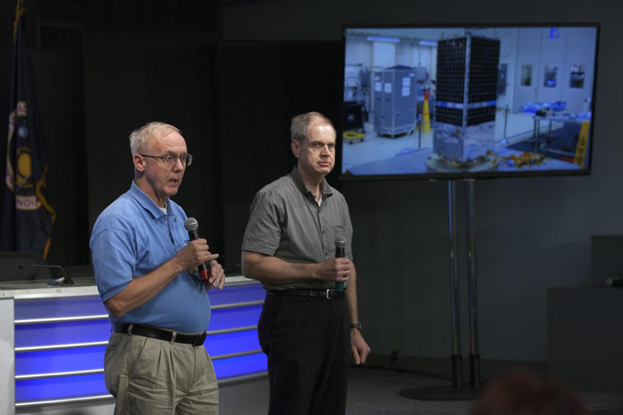 John London, an engineer for the U.S. Army Space and Missile Defense Command, left, and Chip Hardy, Kestrel Eye program manager for the U.S. Army Space and Missile Defense Command, speak to members of social media in the Kennedy Space Center’s Press Site auditorium. The briefing focused on research planned for launch to the International Space Station. The scientific materials and supplies will be aboard a Dragon spacecraft scheduled for launch from Kennedy’s Launch Complex 39A on Aug. 14 atop a SpaceX Falcon 9 rocket on the company's 12th Commercial Resupply Services mission to the space station.