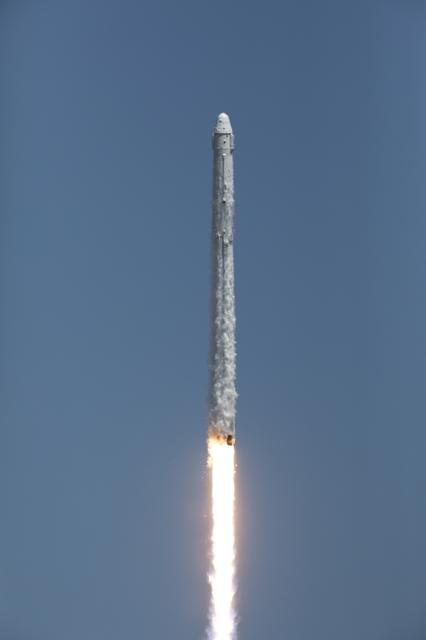 NASA image: SpaceX CRS-12 Liftoff