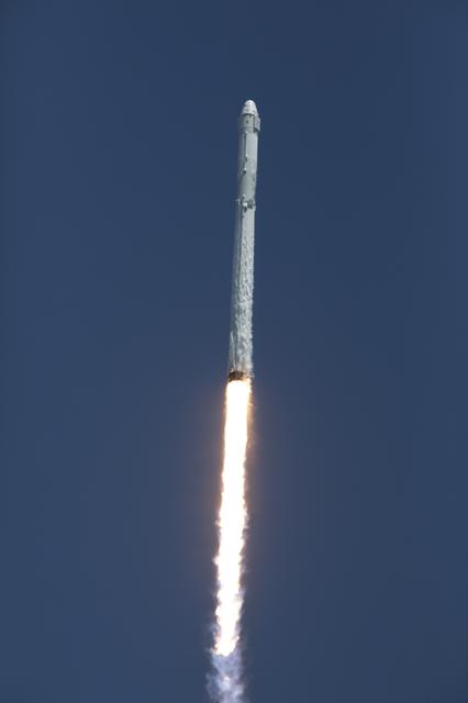 NASA image: SpaceX CRS-12 Liftoff