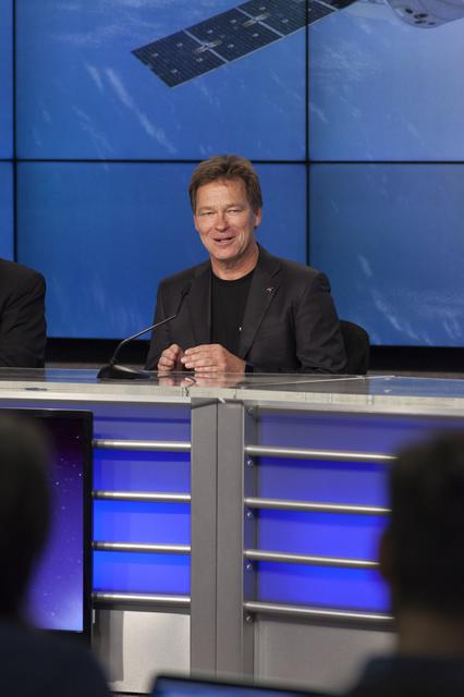 NASA image: SpaceX CRS-12 Post Launch News Conference