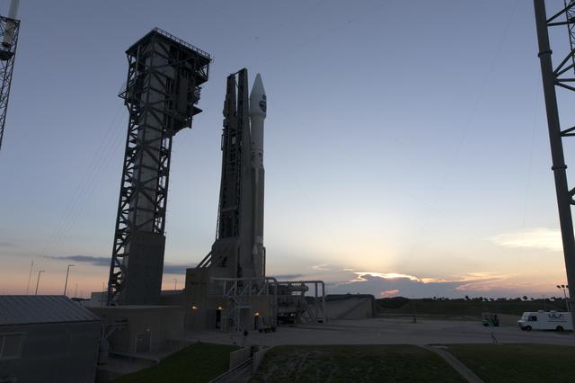 NASA image: TDRS-M Prepared for Launch from Pad 41