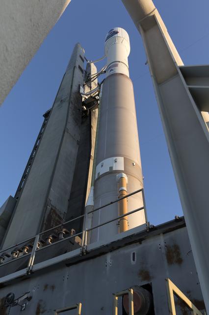 NASA image: TDRS-M Prepared for Launch from Pad 41