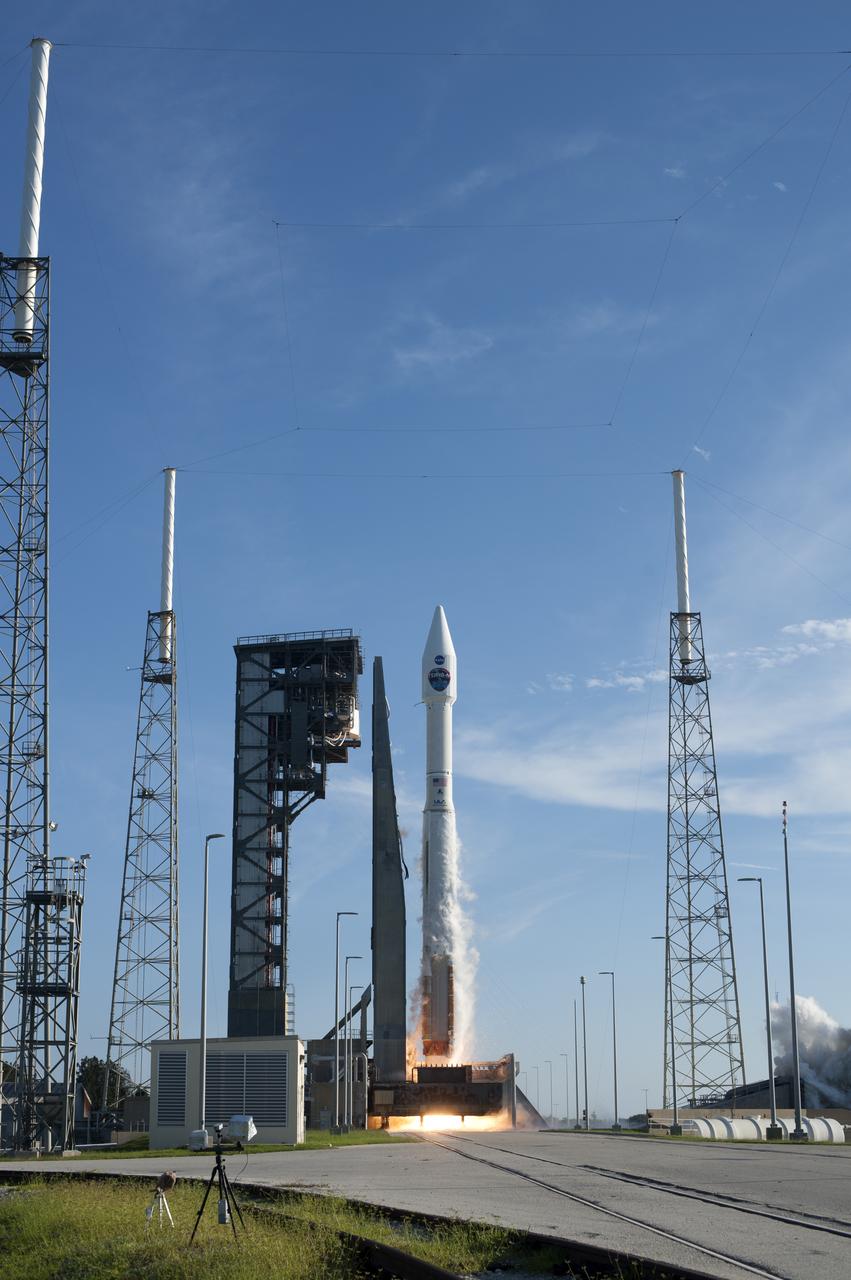 A United Launch Alliance Atlas V rocket lifts off from Space Launch Complex 41 at Cape Canaveral Air Force Station in Florida, with NASA's Tracking and Data Relay Satellite, TDRS-M. TDRS-M. Liftoff was at 8:29 a.m. EDT. TDRS-M is the latest spacecraft destined for the agency's constellation of communications satellites that allows nearly continuous contact with orbiting spacecraft ranging from the International Space Station and Hubble Space Telescope to the array of scientific observatories.
