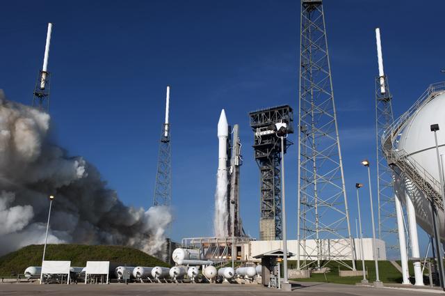 NASA image: TDRS-M Liftoff