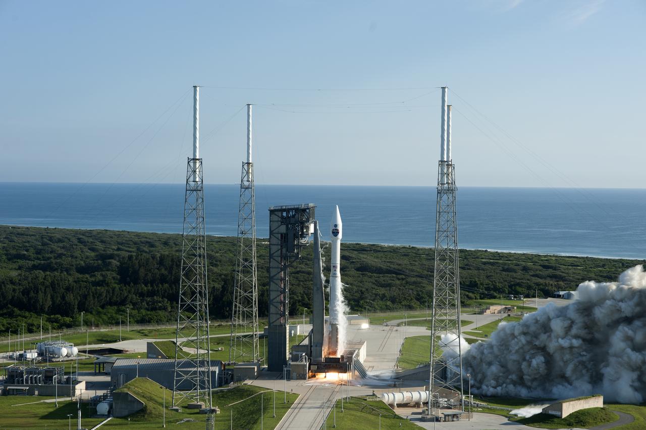 A United Launch Alliance Atlas V rocket lifts off from Space Launch Complex 41 at Cape Canaveral Air Force Station in Florida, with NASA's Tracking and Data Relay Satellite, TDRS-M. TDRS-M. Liftoff was at 8:29 a.m. EDT. TDRS-M is the latest spacecraft destined for the agency's constellation of communications satellites that allows nearly continuous contact with orbiting spacecraft ranging from the International Space Station and Hubble Space Telescope to the array of scientific observatories.