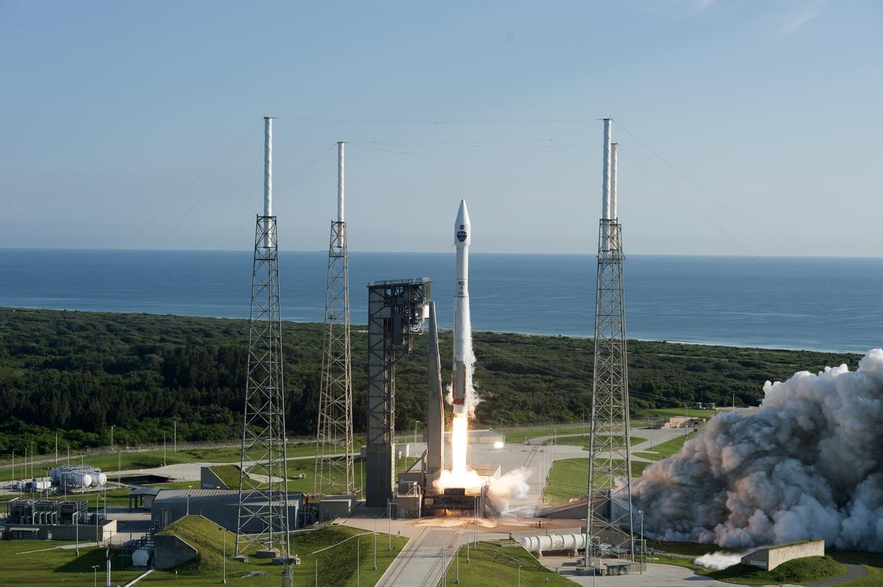 A United Launch Alliance Atlas V rocket lifts off from Space Launch Complex 41 at Cape Canaveral Air Force Station in Florida, with NASA's Tracking and Data Relay Satellite, TDRS-M. TDRS-M. Liftoff was at 8:29 a.m. EDT. TDRS-M is the latest spacecraft destined for the agency's constellation of communications satellites that allows nearly continuous contact with orbiting spacecraft ranging from the International Space Station and Hubble Space Telescope to the array of scientific observatories.