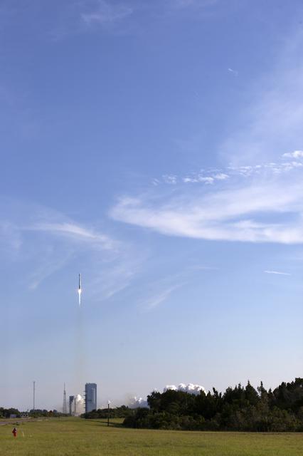 NASA image: TDRS-M Liftoff