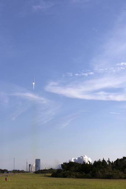 NASA image: TDRS-M Liftoff