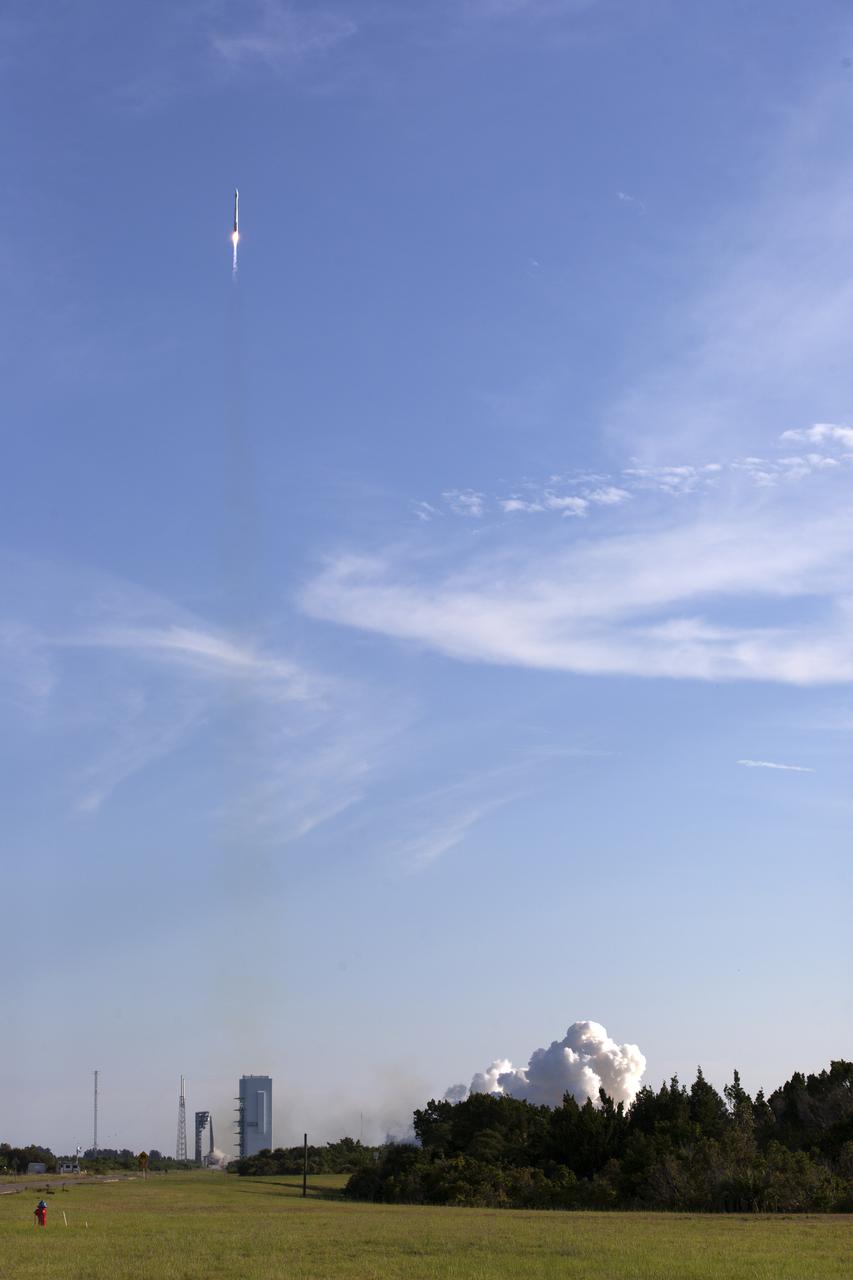 A United Launch Alliance Atlas V rocket lifts off from Space Launch Complex 41 at Cape Canaveral Air Force Station in Florida, with NASA's Tracking and Data Relay Satellite, TDRS-M. TDRS-M. Liftoff was at 8:29 a.m. EDT. TDRS-M is the latest spacecraft destined for the agency's constellation of communications satellites that allows nearly continuous contact with orbiting spacecraft ranging from the International Space Station and Hubble Space Telescope to the array of scientific observatories.