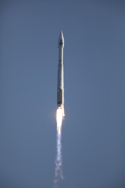 NASA image: TDRS-M Liftoff