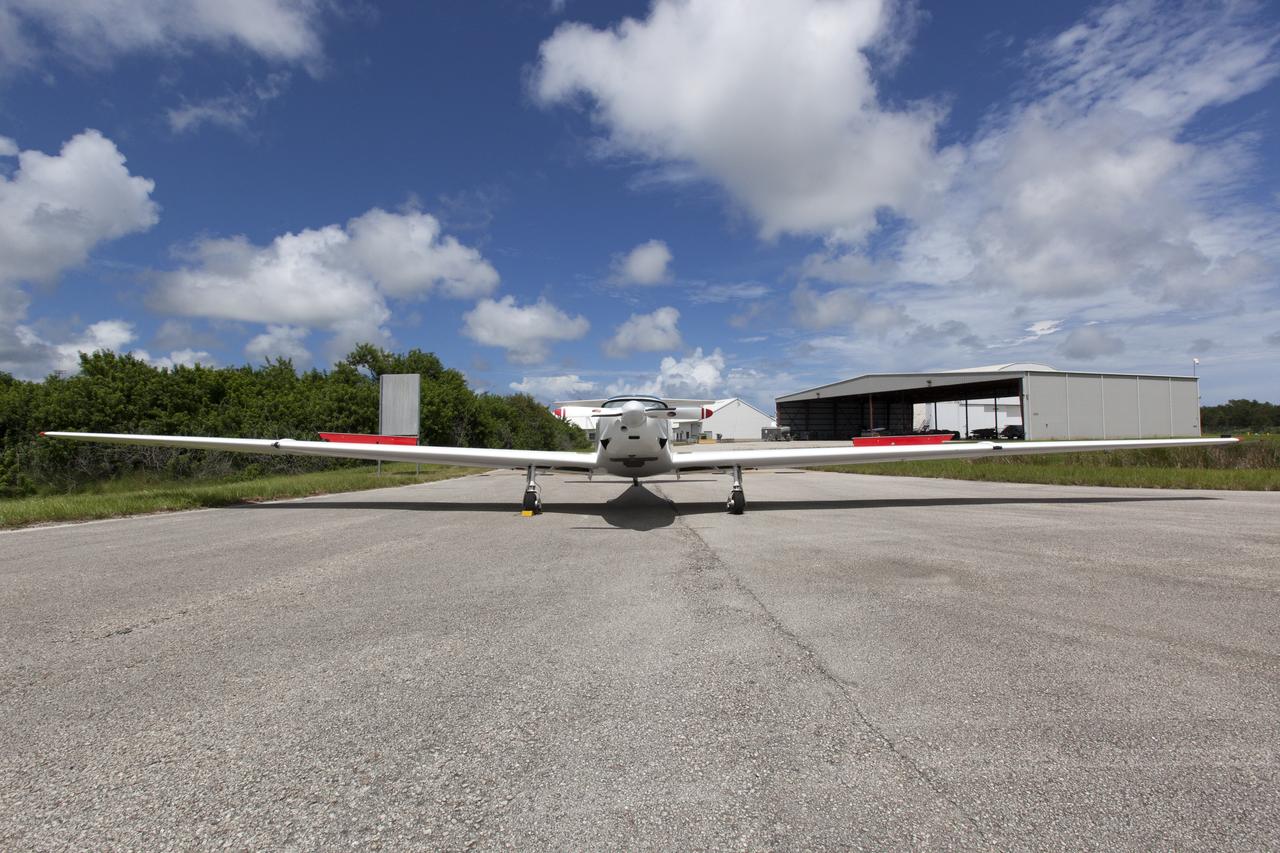 A motorized glider prepares to take off from the Shuttle Landing Facility at NASA's Kennedy Space Center in Florida. Flying with its engine off, the glider will be positioned above the 14,000-foot level to measure sonic booms created by agency F-18 jets to measure the effects of sonic booms. Several flights a day have been taking place the week of Aug. 21, 2017 as part of NASA's Sonic Booms in Atmospheric Turbulence, or SonicBAT II Program. NASA at Kennedy is partnering with the agency's Armstrong Flight Research Center in California, Langley Research Center in Virginia, and Space Florida for a program in which F-18 jets will take off from the Shuttle Landing Facility and fly at supersonic speeds while agency researchers measure the effects of low-altitude turbulence caused by sonic booms.