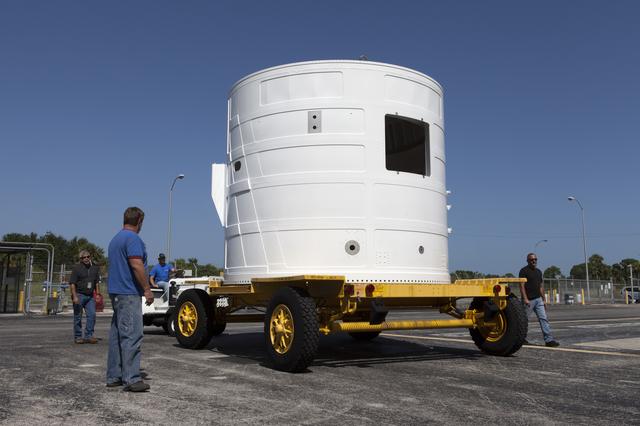 NASA image: Orion EM-1 Forward Skirt Move from Hangar AF to BFF