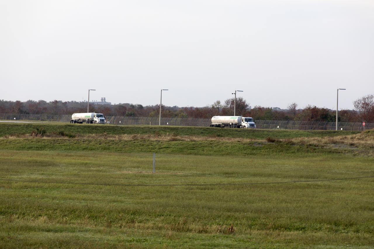 Praxair trucks carrying their loads of liquid oxygen, or LO2, are on their way to Launch Pad 39B at NASA's Kennedy Space Center in Florida. The trucks will offload LO2 slowly into a giant storage sphere located at the northwest corner of the pad to gradually chill it down from normal temperature to about negative 298 degrees Fahrenheit, during the first major integrated operation to prepare for the launch of the agency's Orion spacecraft atop the Space Launch System (SLS) rocket. The Ground Systems Development and Operations Program is overseeing upgrades and modifications to pad B to support the launch of the SLS and Orion spacecraft for Exploration Mission-1, deep space missions and NASA’s journey to Mars.