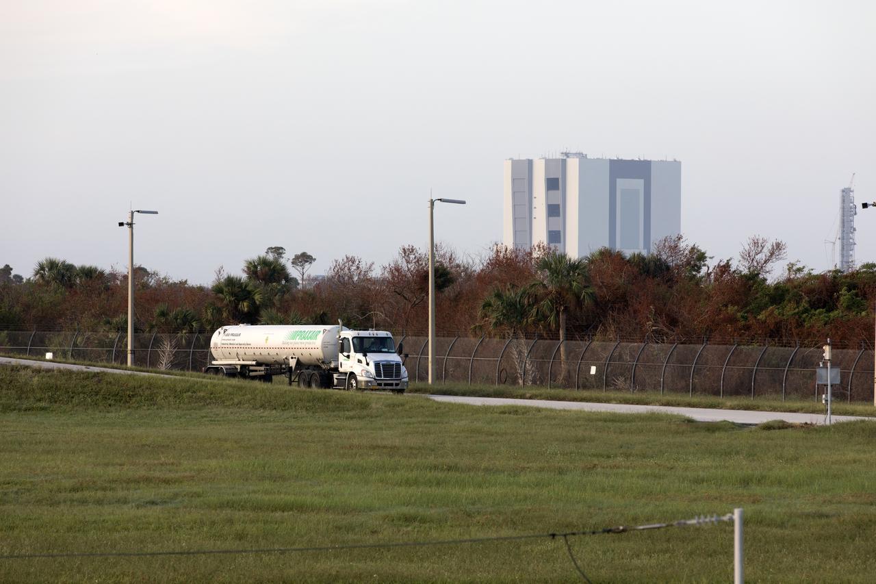 One of several Praxair trucks carrying its load of liquid oxygen, or LO2, is in route to Launch Pad 39B at NASA's Kennedy Space Center in Florida. The truck will offload LO2 slowly into a giant storage sphere located at the northwest corner of the pad to gradually chill it down from normal temperature to about negative 298 degrees Fahrenheit, during the first major integrated operation to prepare for the launch of the agency's Orion spacecraft atop the Space Launch System (SLS) rocket. The Ground Systems Development and Operations Program is overseeing upgrades and modifications to pad B to support the launch of the SLS and Orion spacecraft for Exploration Mission-1, deep space missions and NASA’s journey to Mars.