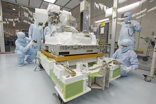 NASA image: Total and Spectral Solar Irradiance Sensor (TSIS) EVA Fitchecks 