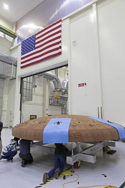 NASA image: Orion Heat Shield Move