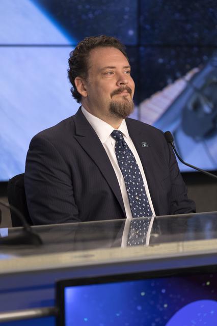 NASA image: SpaceX CRS-13 Prelaunch News Conference