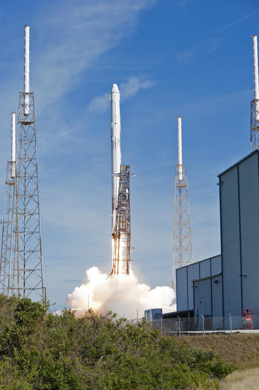The two-stage Falcon 9 launch vehicle lifts off Space Launch Complex 40 at Cape Canaveral Air Force Station carrying the Dragon resupply spacecraft to the International Space Station. Liftoff was at 10:36 a.m. EST. On its 13th commercial resupply services mission to the International Space Station, Dragon will bring up supplies, equipment and new science experiments for technology research. The SpaceX Dragon spacecraft will deliver about 4,800 pounds of cargo and material to support science investigations aboard the space station.