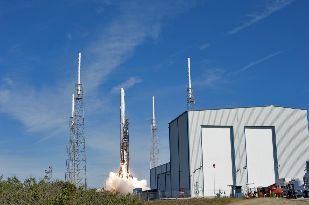 The two-stage Falcon 9 launch vehicle lifts off Space Launch Complex 40 at Cape Canaveral Air Force Station carrying the Dragon resupply spacecraft to the International Space Station. Liftoff was at 10:36 a.m. EST. On its 13th commercial resupply services mission to the International Space Station, Dragon will bring up supplies, equipment and new science experiments for technology research. The SpaceX Dragon spacecraft will deliver about 4,800 pounds of cargo and material to support science investigations aboard the space station.