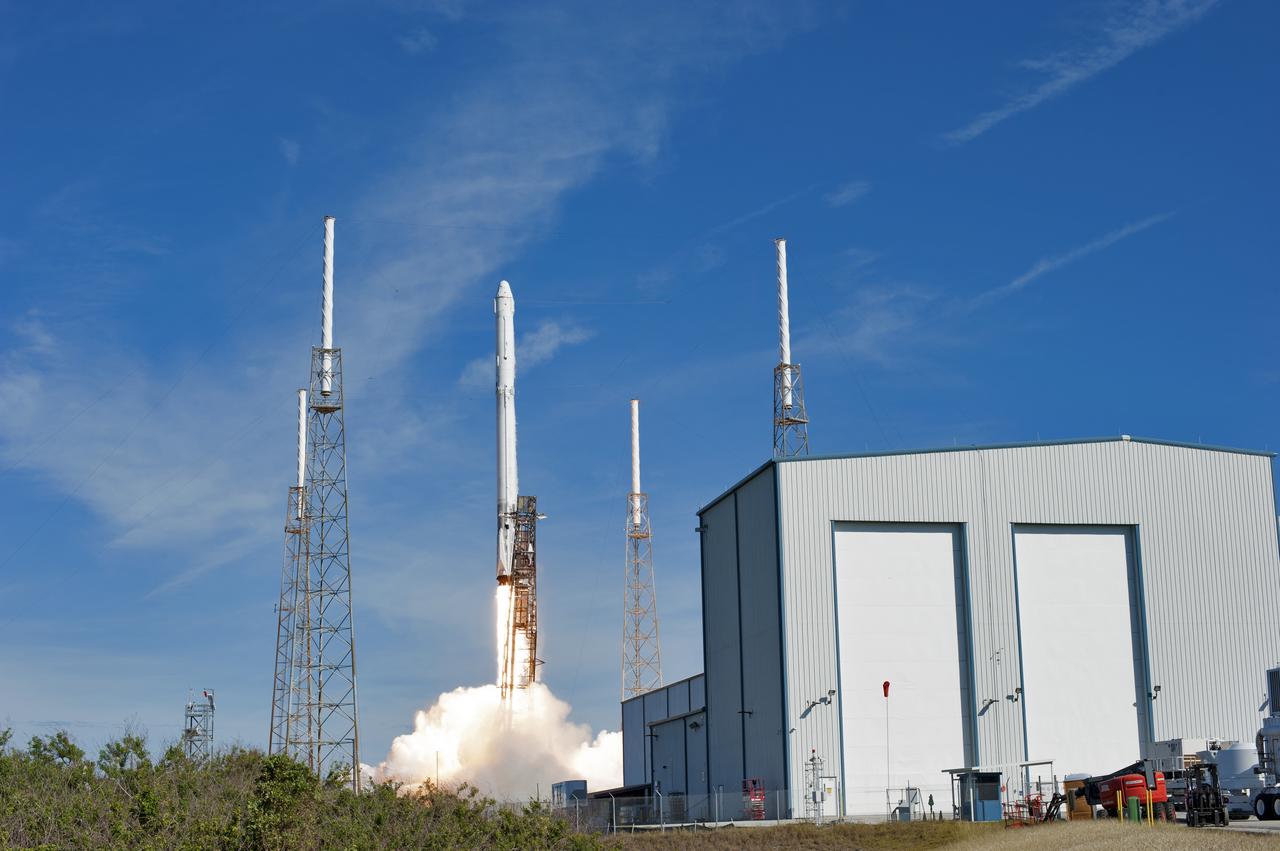 The two-stage Falcon 9 launch vehicle lifts off Space Launch Complex 40 at Cape Canaveral Air Force Station carrying the Dragon resupply spacecraft to the International Space Station. Liftoff was at 10:36 a.m. EST. On its 13th commercial resupply services mission to the International Space Station, Dragon will bring up supplies, equipment and new science experiments for technology research. The SpaceX Dragon spacecraft will deliver about 4,800 pounds of cargo and material to support science investigations aboard the space station.