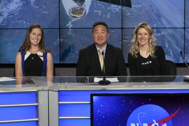 NASA image: SpaceX CRS-13 Post Launch News Conference