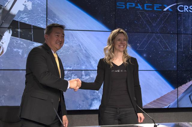 NASA image: SpaceX CRS-13 Post Launch News Conference