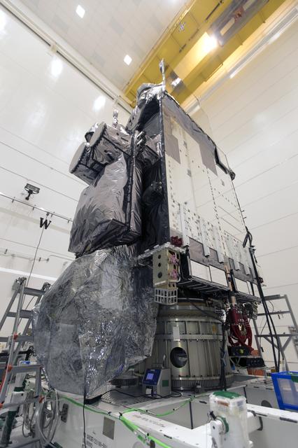 NASA image: GOES-S Pre-Encapsulation