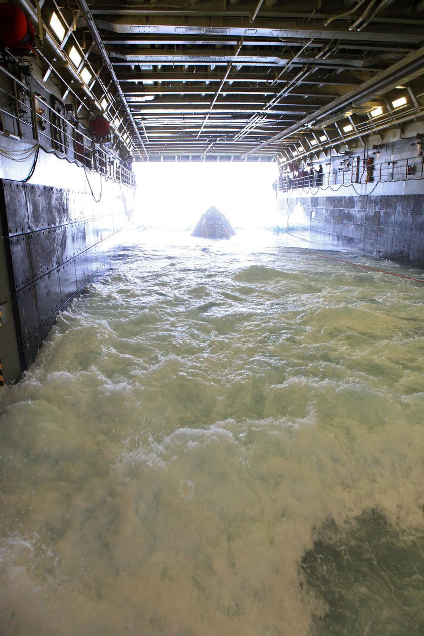 As part of Underway Recovery Test 6, the Orion test article is intentionally subjected to an increased sea state as the NASA Recovery Team works hard to keep control of the spacecraft. The testing with Kennedy Space Center's NASA Recovery Team and the U.S. Navy will provide important data that is being used to improve recovery procedures and hardware ahead of Orion's next flight, Exploration Mission-1, when it splashes down in the Pacific Ocean.