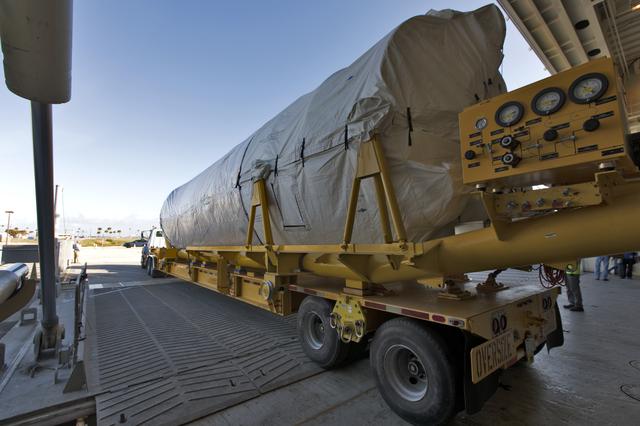 NASA image: GOES-S Atlas V Booster and Centaur Stages Arrival, Offload, and 