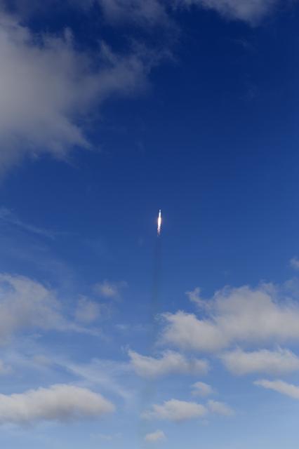NASA image: SpaceX Falcon Heavy Demo Flight - Liftoff