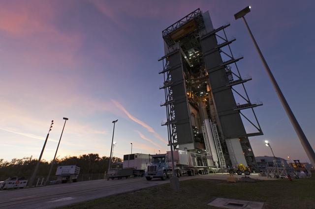 NASA image: GOES-S Atlas V Last SRB Lift to Booster