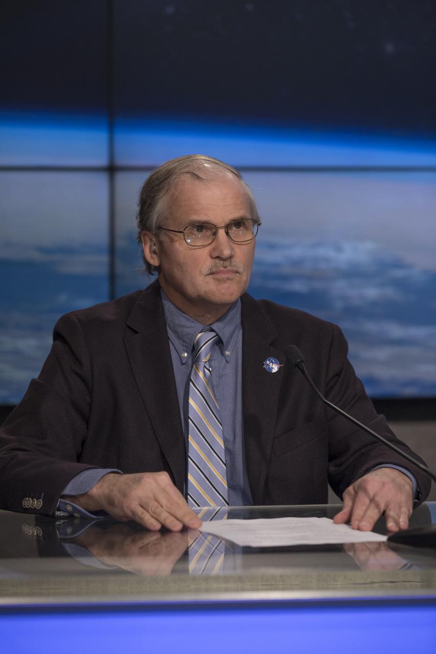 In the Kennedy Space Center's Press Site auditorium, Steve Cole of NASA Communications speaks to members of the media at a mission briefing on National Oceanic and Atmospheric Administration's, or NOAA's, Geostationary Operational Environmental Satellite, or GOES-S. The spacecraft is the second satellite in a series of next-generation NOAA weather satellites. It will launch to a geostationary position over the U.S. to provide images of storms and help predict weather forecasts, severe weather outlooks, watches, warnings, lightning conditions and longer-term forecasting. GOES-S is slated to lift off at 5:02 p.m. EST on March 1, 2018 aboard a United Launch Alliance Atlas V rocket.