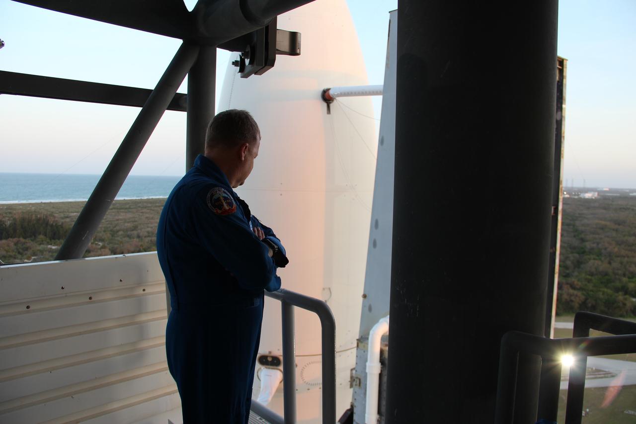 NASA astronaut Eric Boe, one of four astronauts working with the agency’s Commercial Crew Program, checked out the Crew Access Tower at Space Launch Complex 41. Here, Boe is standing right above the crew access arm, which astronauts will use to board Boeing’s Starliner spacecraft installed atop an Atlas V launch vehicle. Accompanied by NASA, Boeing and ULA engineers, Boe inspected the launch tower to establish whether spotlight and lighting conditions will be acceptable after dark. The survey was required to ensure crew members will have suitable visibility as they prepare to board Boeing’s Starliner spacecraft and launch on missions such as the Crew Flight Test to the International Space Station, targeted for later this year.