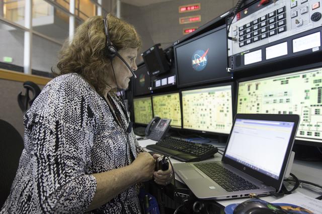 NASA image: EM-1 Countdown Simulation with Charlie Blackwell-Thompson