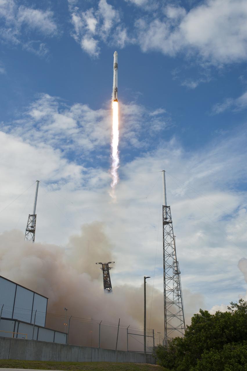 A SpaceX Falcon 9 rocket soars upward after lifting off from Space Launch Complex 40 at Cape Canaveral Air Force Station in Florida at 4:30 p.m. EDT, carrying the SpaceX Dragon resupply spacecraft. On its 14th commercial resupply services mission for NASA, Dragon will deliver supplies, equipment and new science experiments for technology research to the space station. 