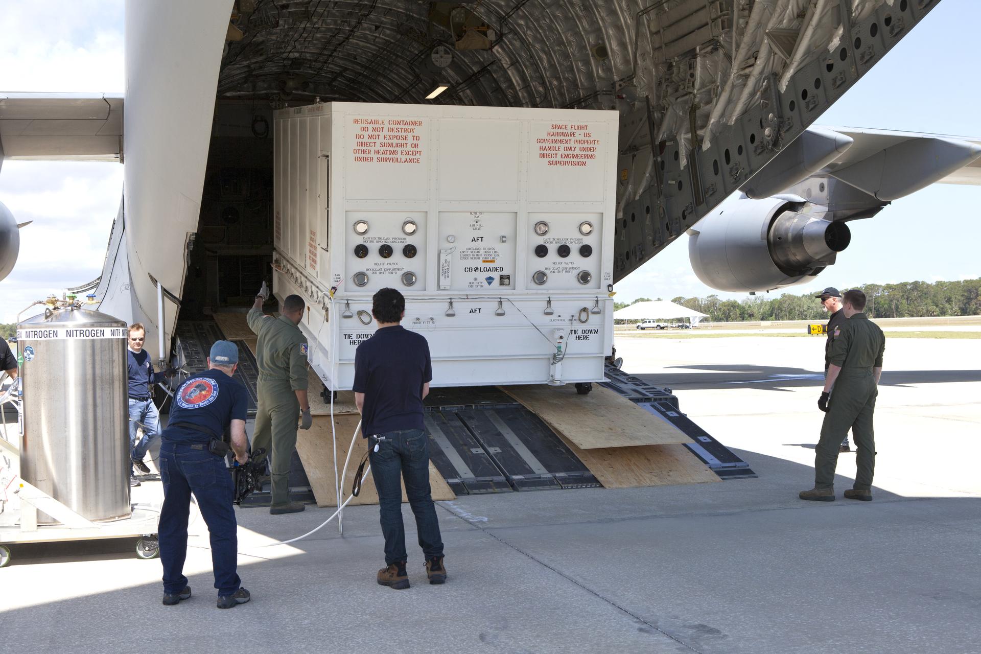 Parker Solar Probe Spacecraft Arrival, Offload and Transport 