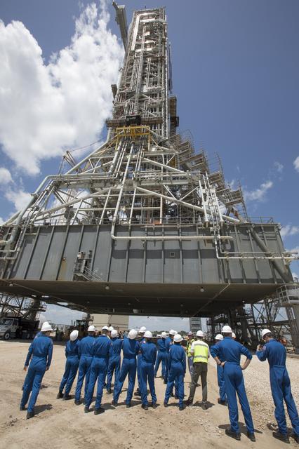 NASA image: 2017 ASCAN Tour of KSC