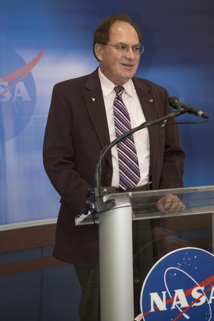 George Diller, who retired in 2017 after a 37-year career in NASA Public Affairs, was honored as a 2018 “Chronicler” during a ceremony at Kennedy Space Center’s NASA News Center in Florida on Friday, May 4. Diller and Craig Covault had their names officially added to the “Chroniclers wall” during the event. “Chroniclers” recognizes retirees of the news and communications business who helped spread news of American space exploration from Kennedy for 10 years or more. Diller was known by many as “The Voice of Kennedy Launch Control.” 