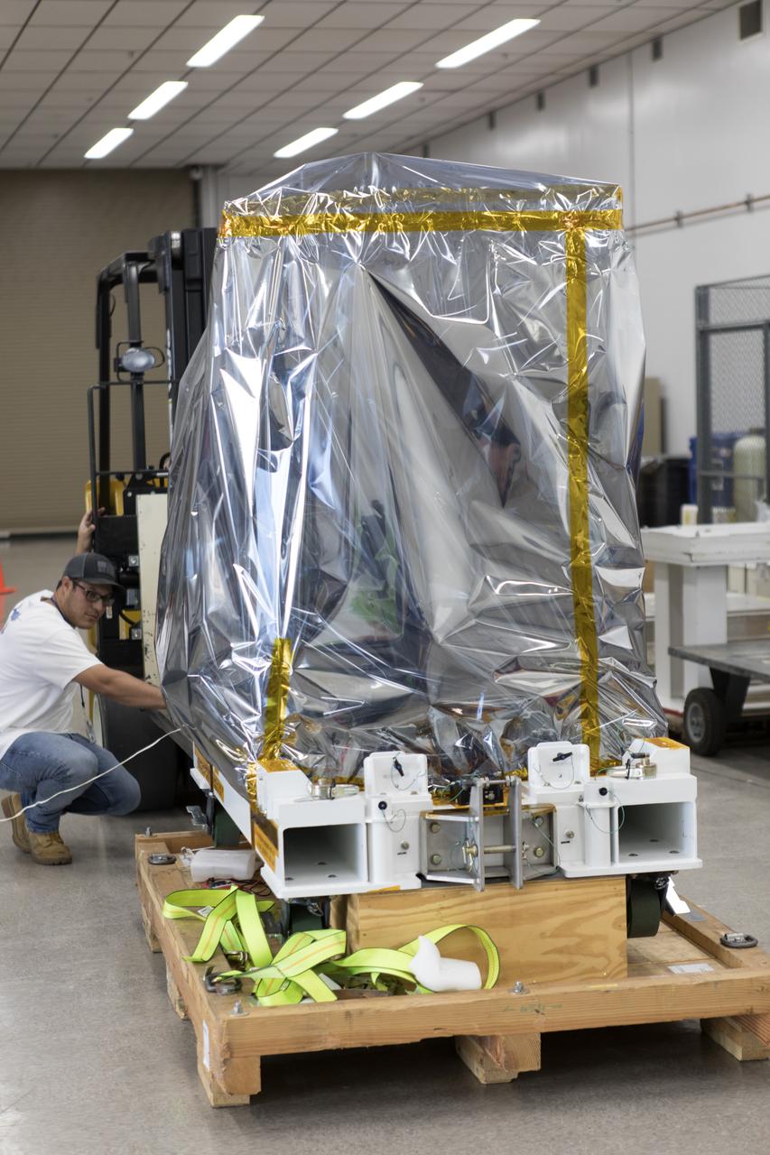 NASA’s Robotic Refueling Mission 3 (RRM3) builds on the first two phases of International Space Station (ISS) technology demonstrations that tested tools, technologies and techniques to refuel and repair satellites in orbit. RRM3, which arrived at Kennedy Space Center’s Space Station Processing Facility on May 8, is planned to launch to the ISS later this year.      