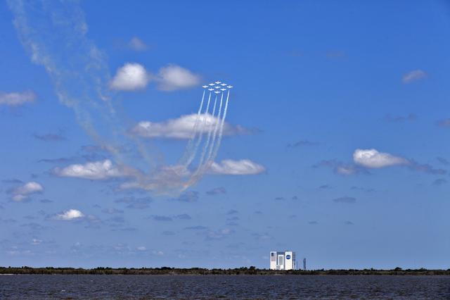 NASA image: NASA and Canadian Snowbirds Aircrafts 