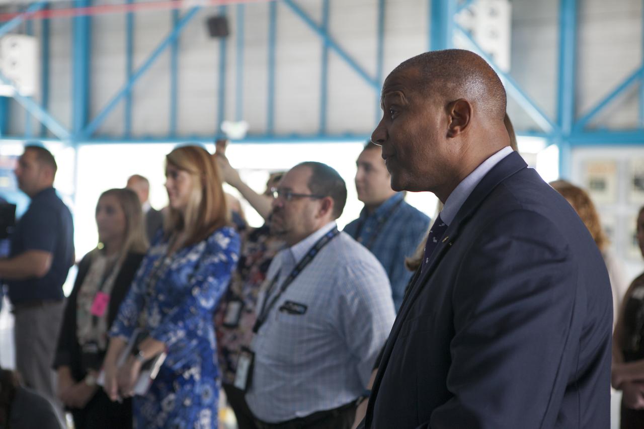 Associate Kennedy Space Center Director Kelvin Manning joins guests in a ceremony on Wednesday, May 30, 2018, honoring former NASA astronaut Alan Bean. As lunar module pilot on Apollo 12, Bean was the fourth person to walk on the Moon in November 1969. He went on to command the 59-day Skylab 3 mission in 1973. He died in Houston on May 26, 2018, at the age of 86.