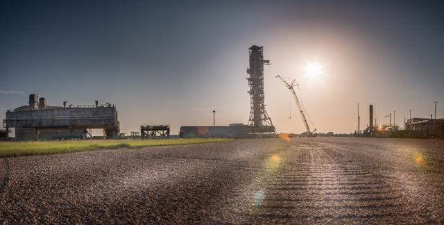 NASA image: EGS Artist Photos - Mobile Launcher