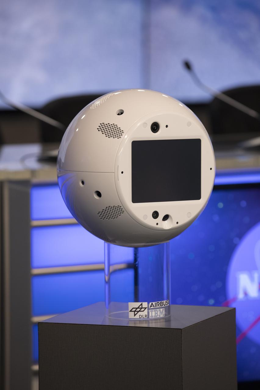 Members of the media were shown CIMON, an artificial intelligence system which will assist astronauts on the International Space Station, during a briefing in the Kennedy Space Center’s Press Site auditorium. The briefing focused on research planned for launch to the space station. The scientific materials and supplies will be aboard a SpaceX Dragon spacecraft scheduled for liftoff from Cape Canaveral Air Force Station's Space Launch Complex 40. The SpaceX Falcon 9 rocket will launch the company's 15th Commercial Resupply Services mission to the space station.