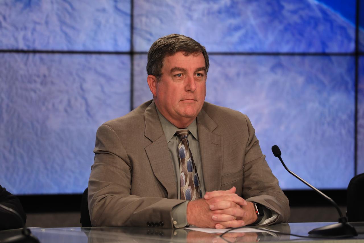 In the Press Site auditorium of NASA's Kennedy Space Center in Florida, Kirk Shireman, manager, International Space Station Program, speaks to media at a post-launch news conference following the liftoff of SpaceX CRS-15. The flight is a commercial resupply services mission to the International Space Station. SpaceX CRS-15 lifted off atop a Falcon 9 rocket from Space Launch Complex 40 at Cape Canaveral Air Force Station on Friday, June 29, 2018, at 5:42 a.m. EDT with supplies and materials to support multiple critical science and research investigations.