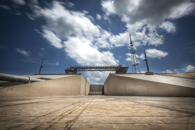 NASA image: EGS Artist Photos - Launch Complex 39B