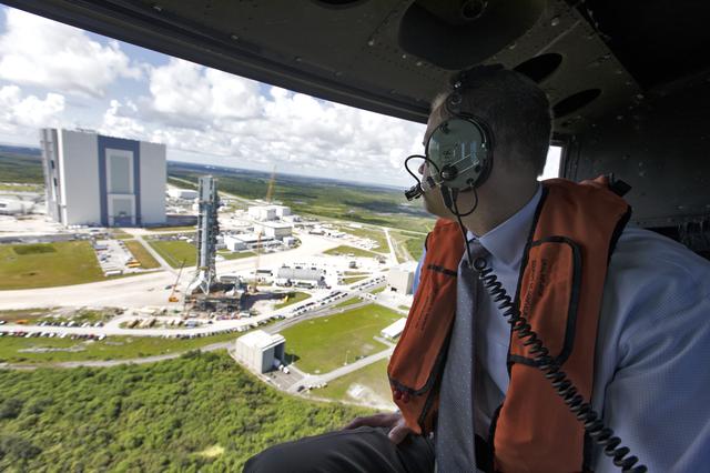 NASA image: NASA Administrator Visit at KSC