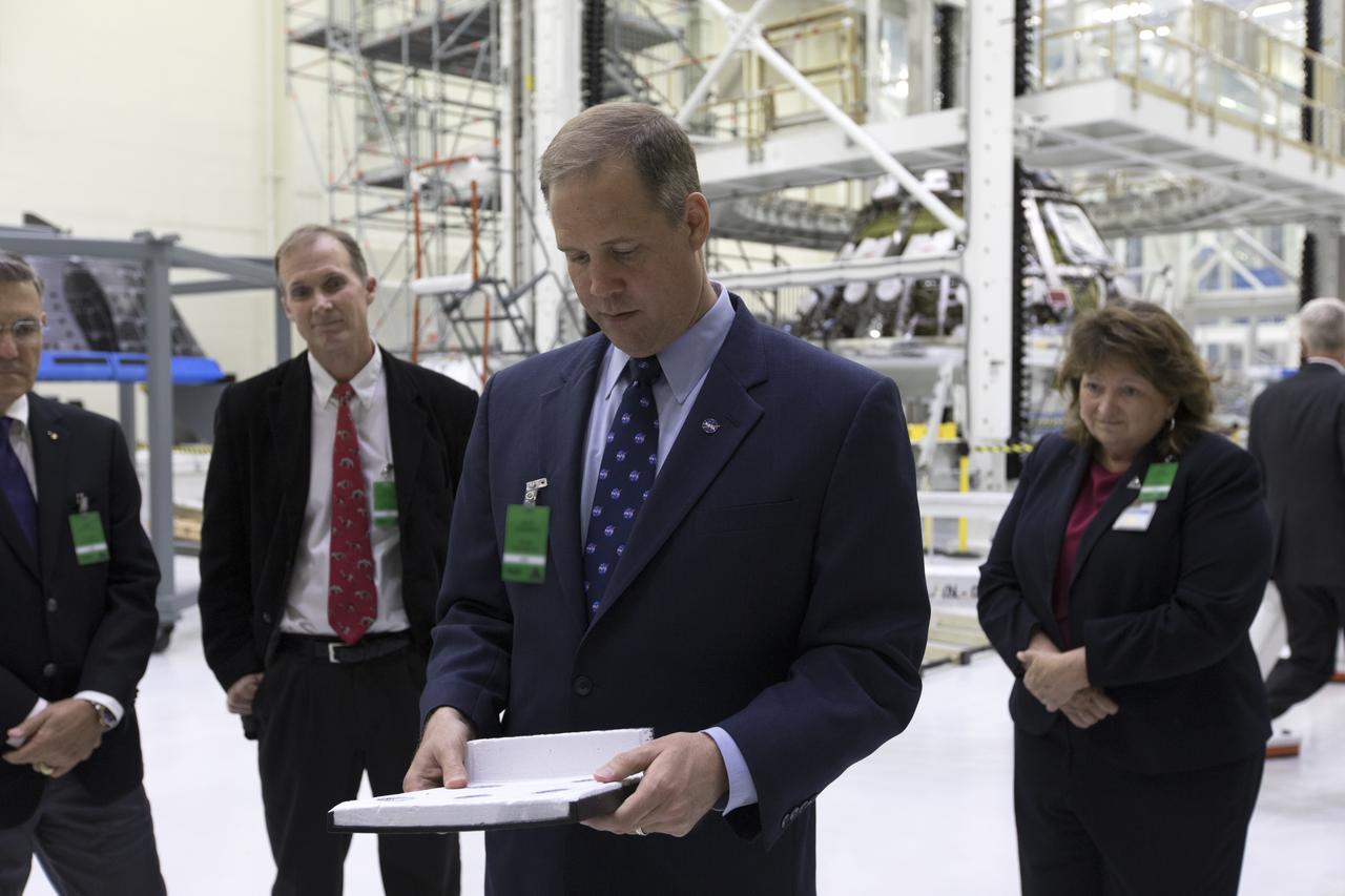During his first official visit to NASA’s Kennedy Space Center in Florida, NASA Administrator Jim Bridenstine tours the Neil Armstrong Operations and Checkout Building on Tuesday, Aug. 7, 2018. Bridenstine was briefed on work taking place on NASA’s Orion spacecraft, which will launch aboard the agency’s Space Launch System rocket on trips to deep space.